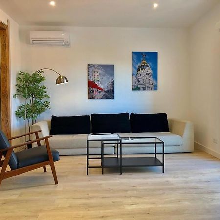 Cozy & Stylish Apartment In The Center Madrid Bagian luar foto