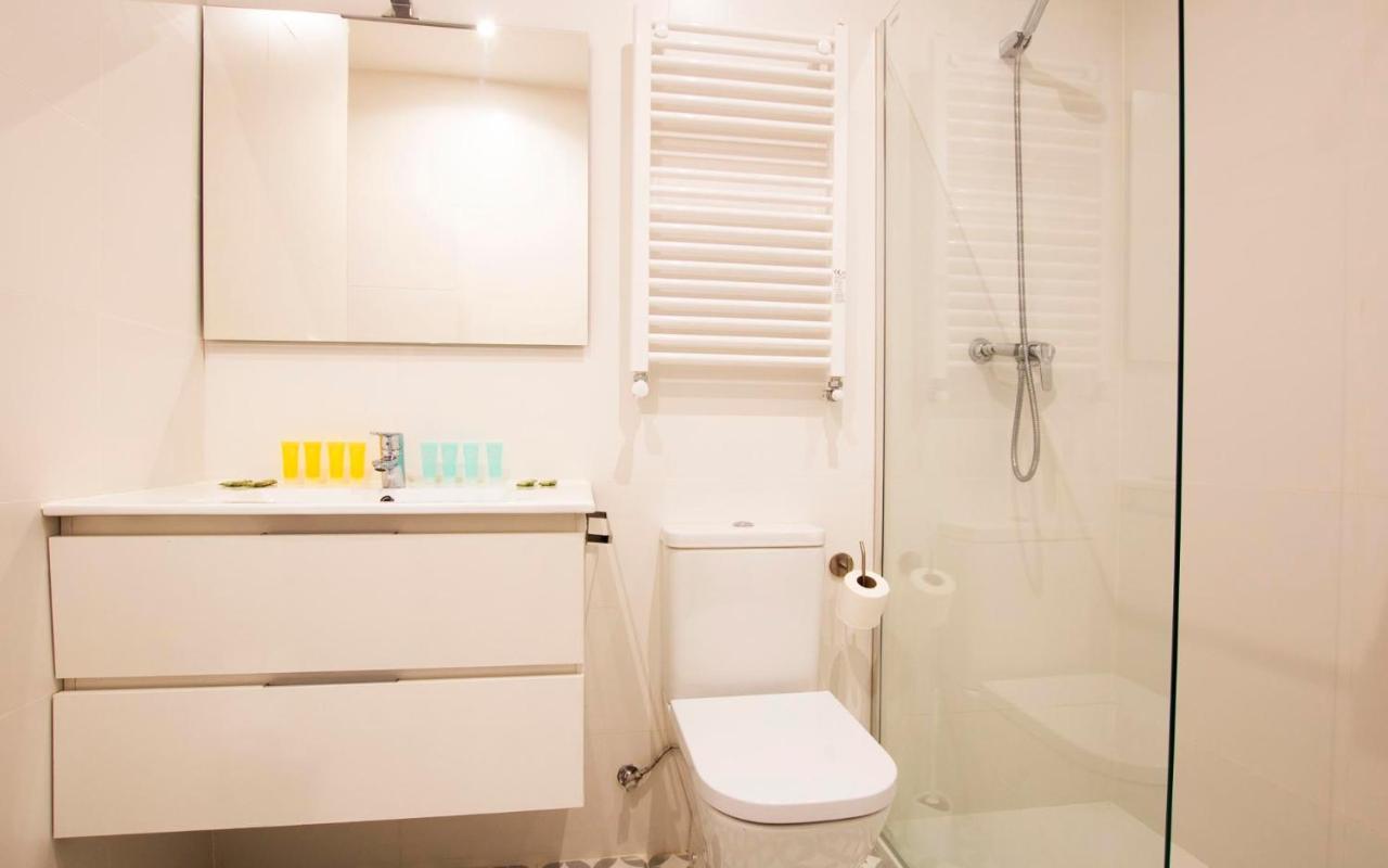 Cozy & Stylish Apartment In The Center Madrid Bagian luar foto